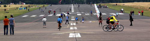 Radweg ehemaliger Flughafen Tempelhof Berlin